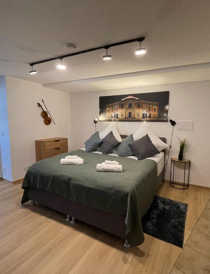 Apartment Violine1 Am Bahnhof-City Байройт Екстериор снимка