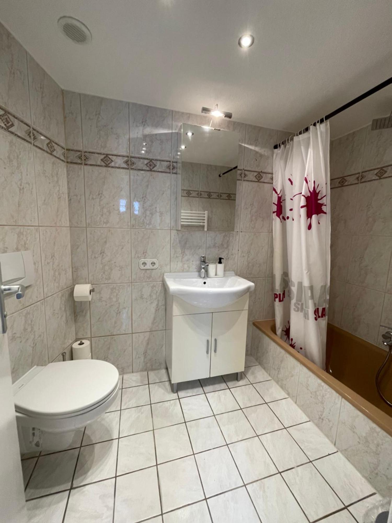 Apartment Violine1 Am Bahnhof-City Байройт Екстериор снимка