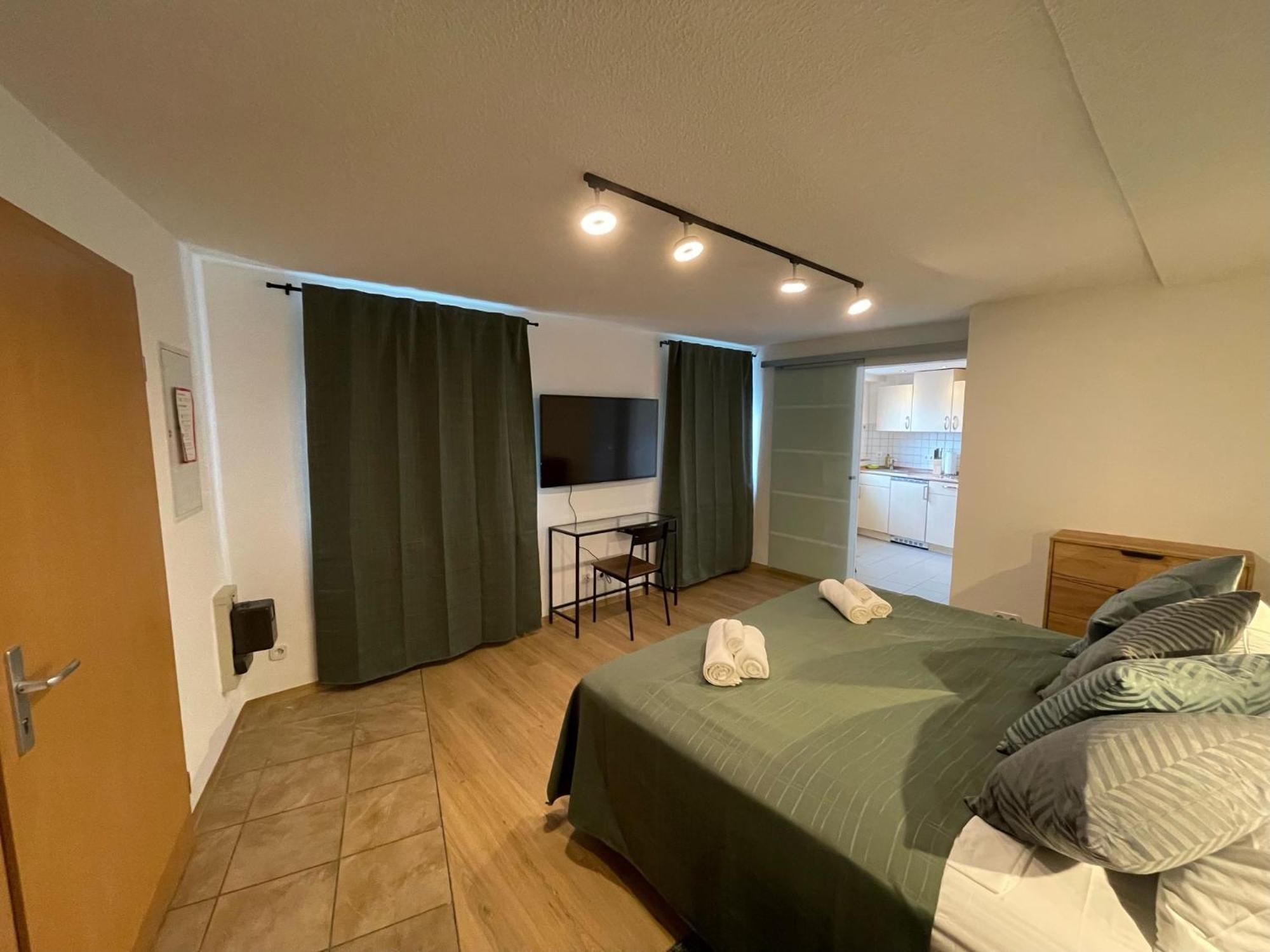 Apartment Violine1 Am Bahnhof-City Байройт Екстериор снимка